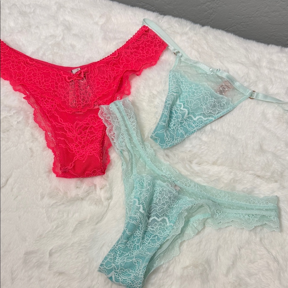 Bundle of VS -Xs Thongs NWT